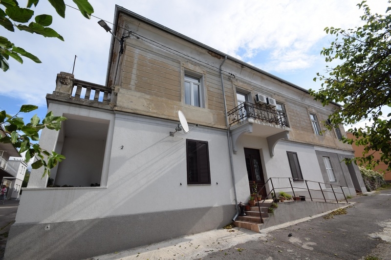 Buy an apartment for renovation in Croatia - Panorama Scouting.
