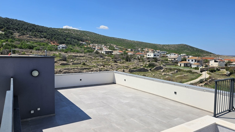 Seaside properties in Croatia - Panorama Scouting. New penthouse for sale in Vinjerac.