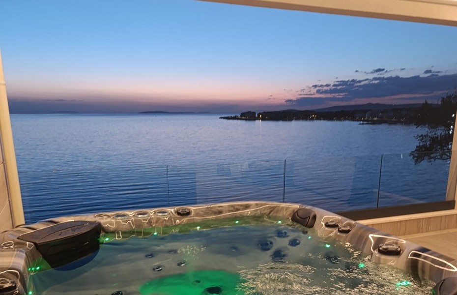 Buy a modern penthouse in the first row to the sea in Croatia - Panorama Scouting A2806.