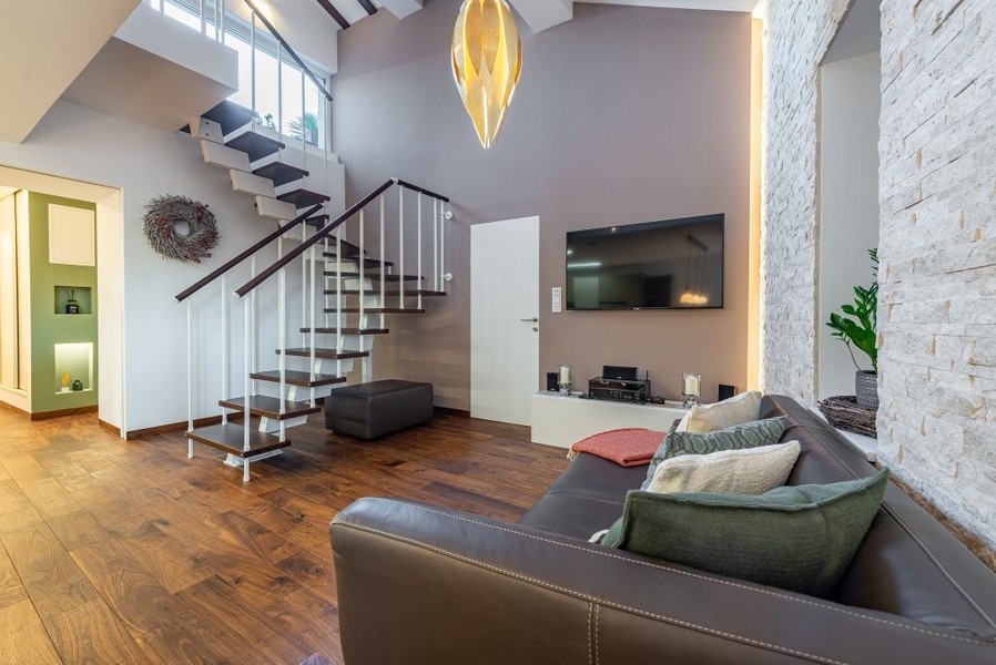 Living area and staircase to the roof terrace.
