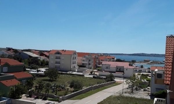Sea view real estate for sale on the island of Pag in Croatia - Panorama Scouting.