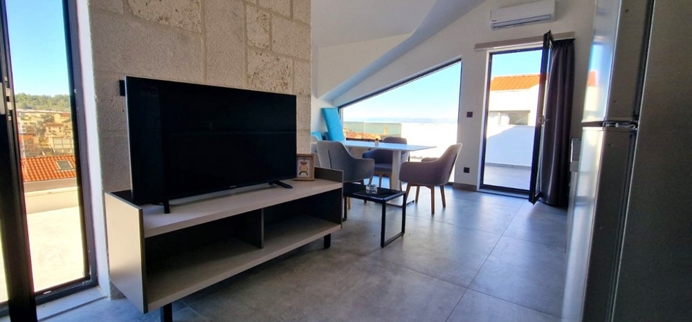 Air-conditioned living room of property A3058 on the island of Brac in Croatia - Panorama Scouting.