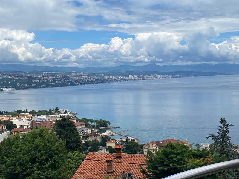 Buy an apartment in Croatia - Panorama Scouting A3303 in Opatija.