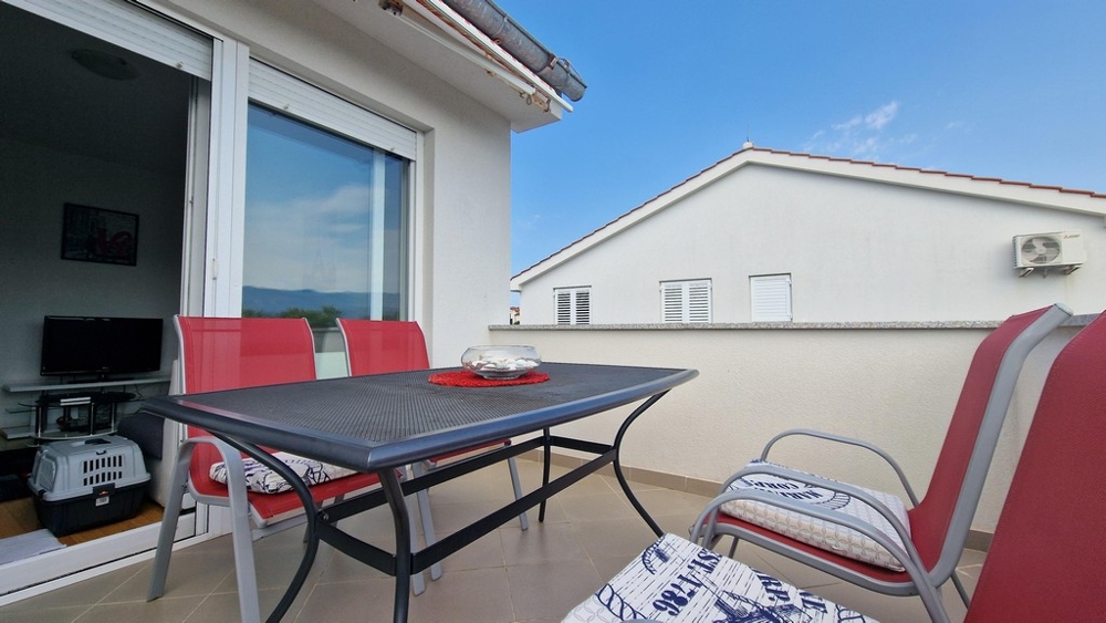 The spacious, open terrace of property A3398 on Krk in Croatia.