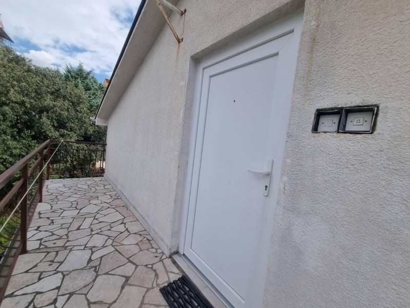 Entrance area of ​​property A3467 in Croatia - Panorama Scouting Crikvenica.