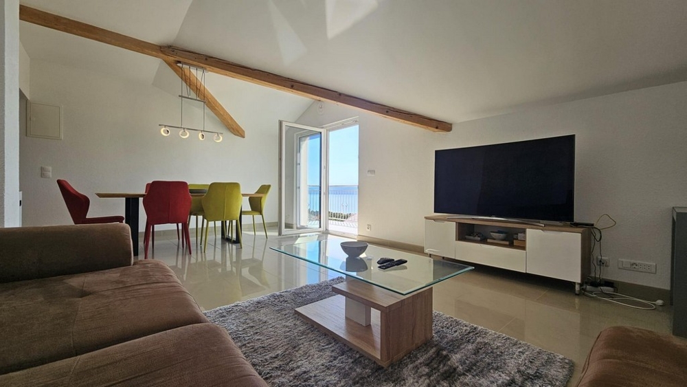 Modernly furnished apartment with beautiful sea views for sale in Crikvenica, Croatia - Panorama Scouting.