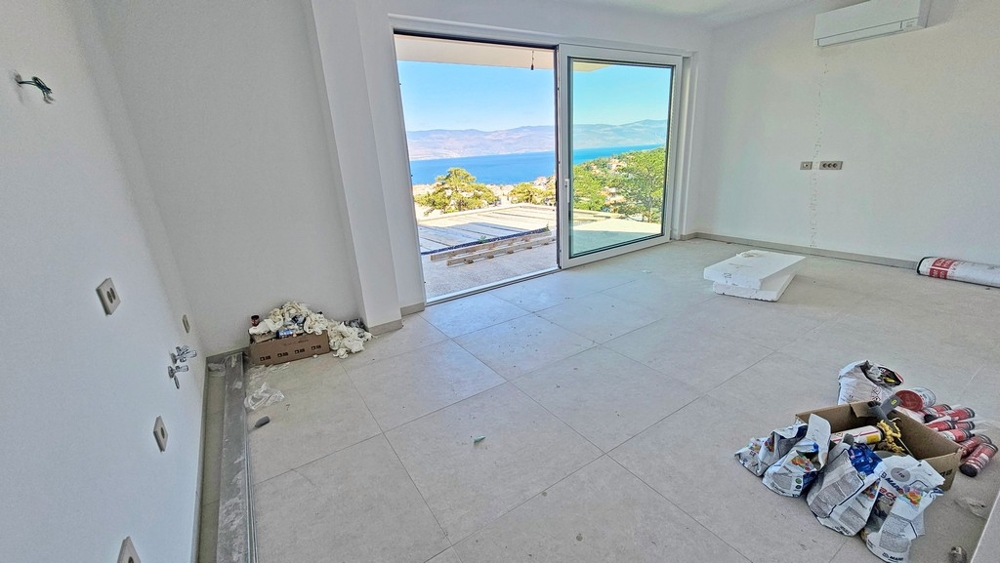 Living area with sliding door to the terrace and sea view, apartment A3480 on Krk