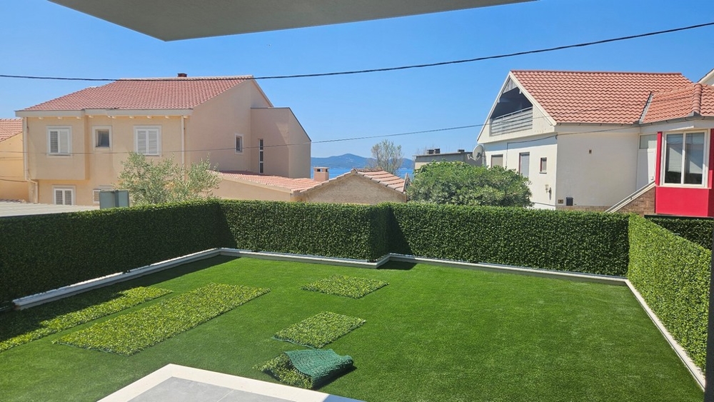 Garden of the property A3682.