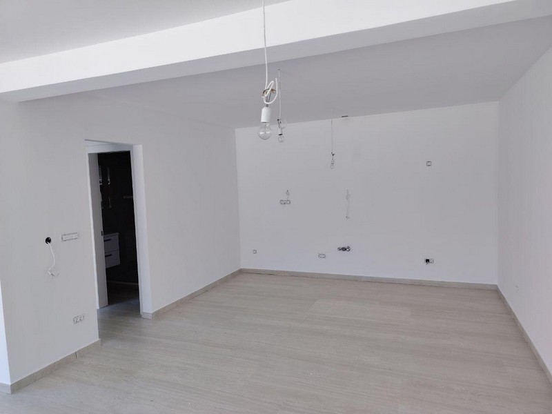 Heller living space with prepared kitchen connection