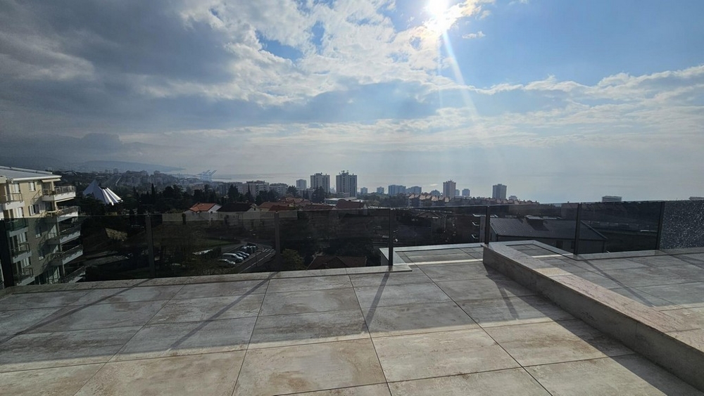 Real Estate Rijeka - Panorama Scouting A3804.