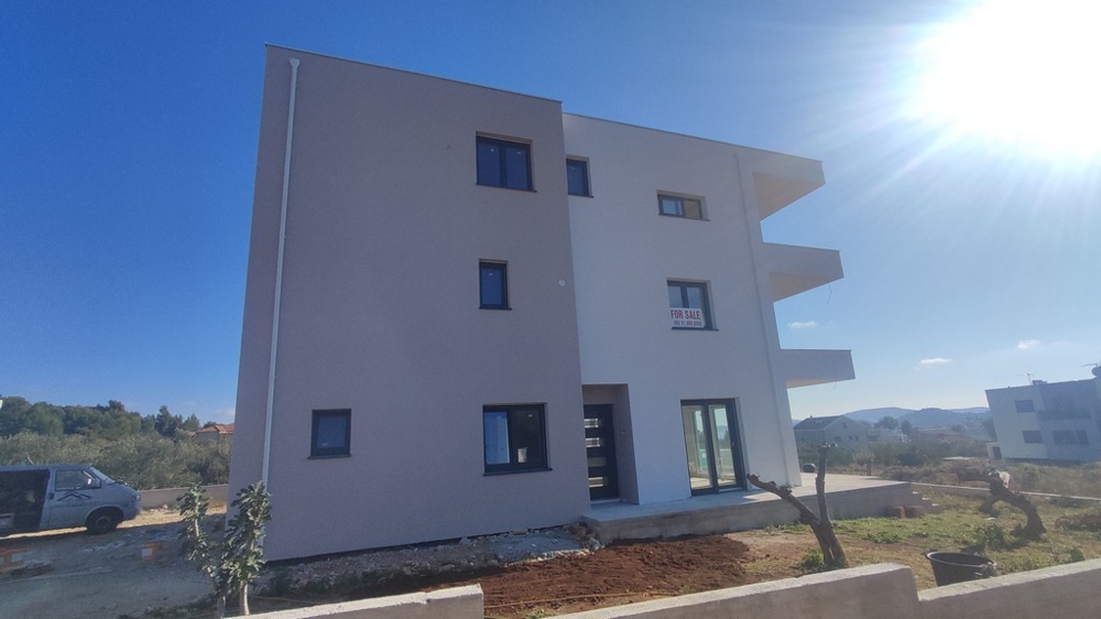 Side view of the new building in which apartment A3816 is located.