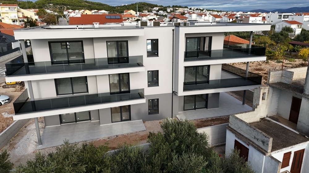 New properties in Croatia - Panorama Scouting A3820.