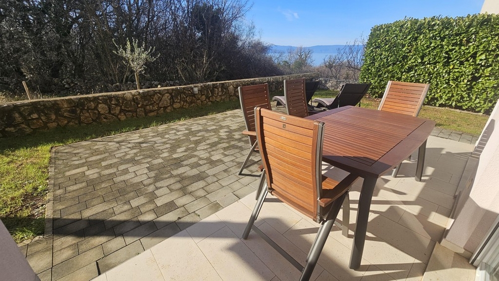 Buy an apartment with a sea view on the island of Krk