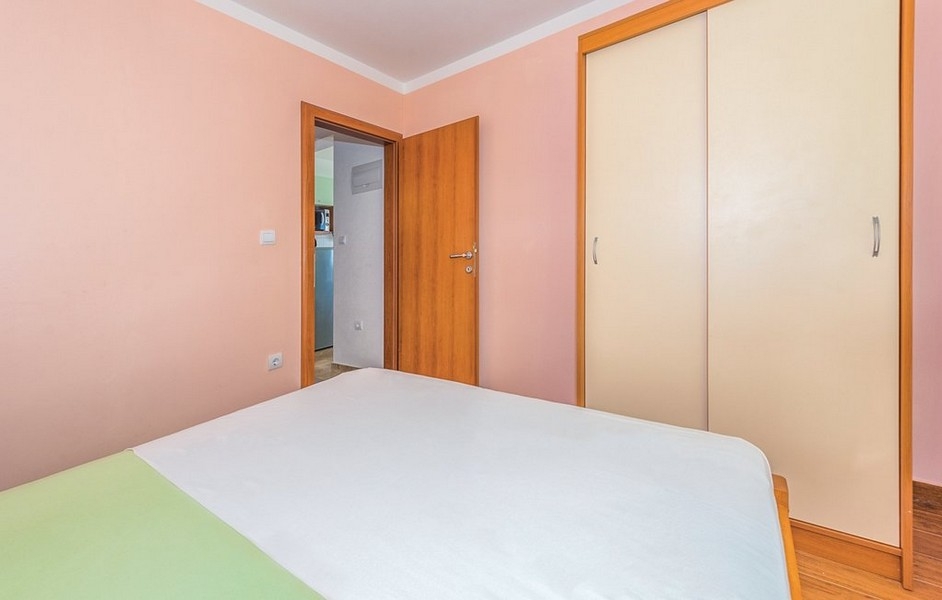 Buy apartments in Croatia, North Dalmatia, island of Murter Tisno - Panorama Scouting Immobilien A2500, purchase price: 179,000 EUR - picture 8