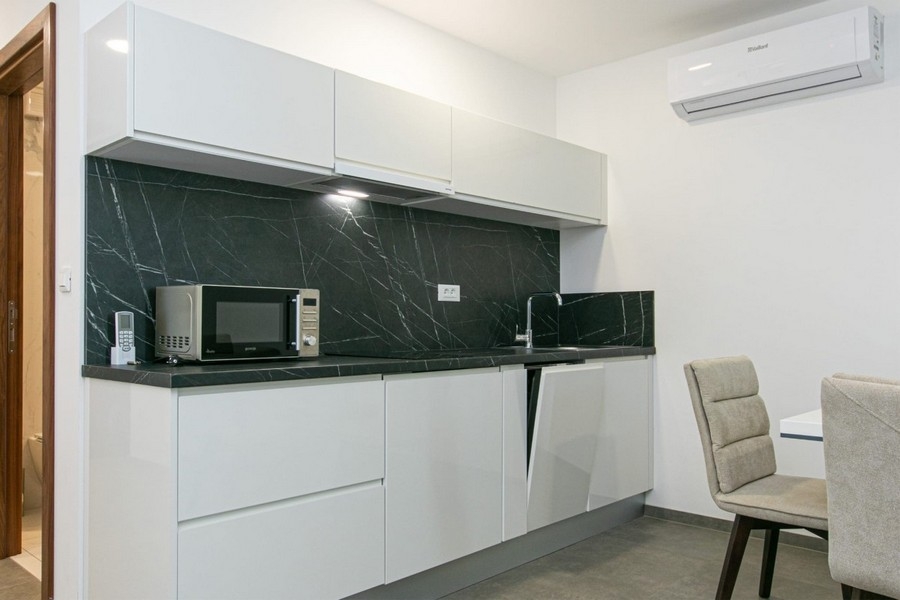 Modern kitchen and air conditioning in property A3908 near Makarska, Dalmatia.