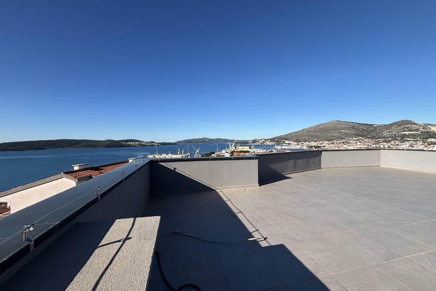 Roof terrace with sea views in Trogir on the Croatian coast.