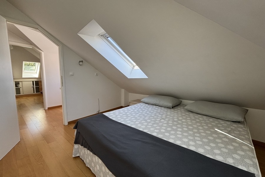 Bedroom with double bed.