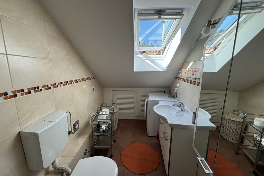 Bathroom of property A3924 in Split