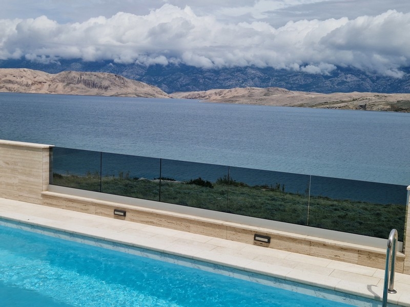 Apartment with pool and sea view in Pag, Croatia - A3950.