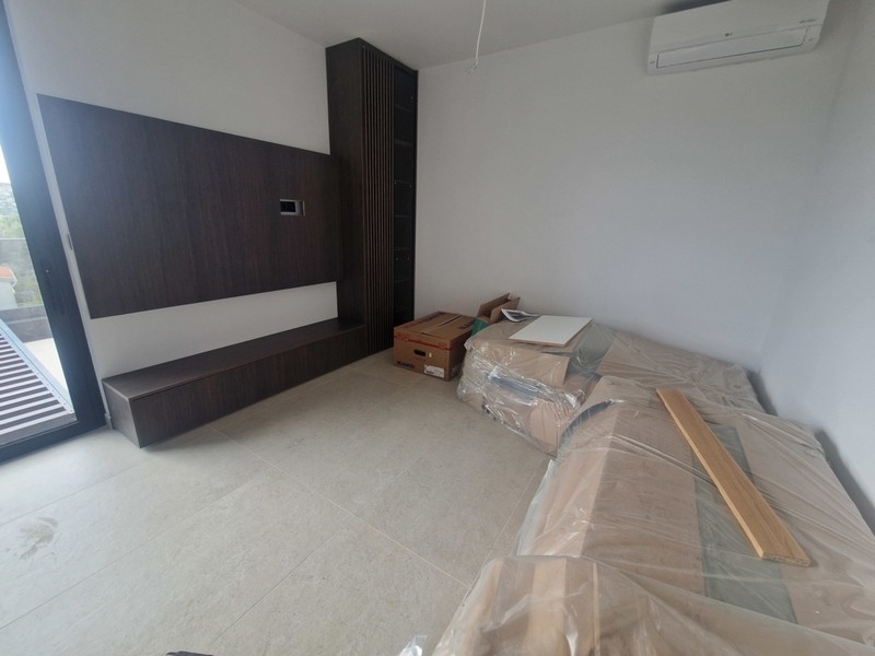 Bedroom with access to the terrace