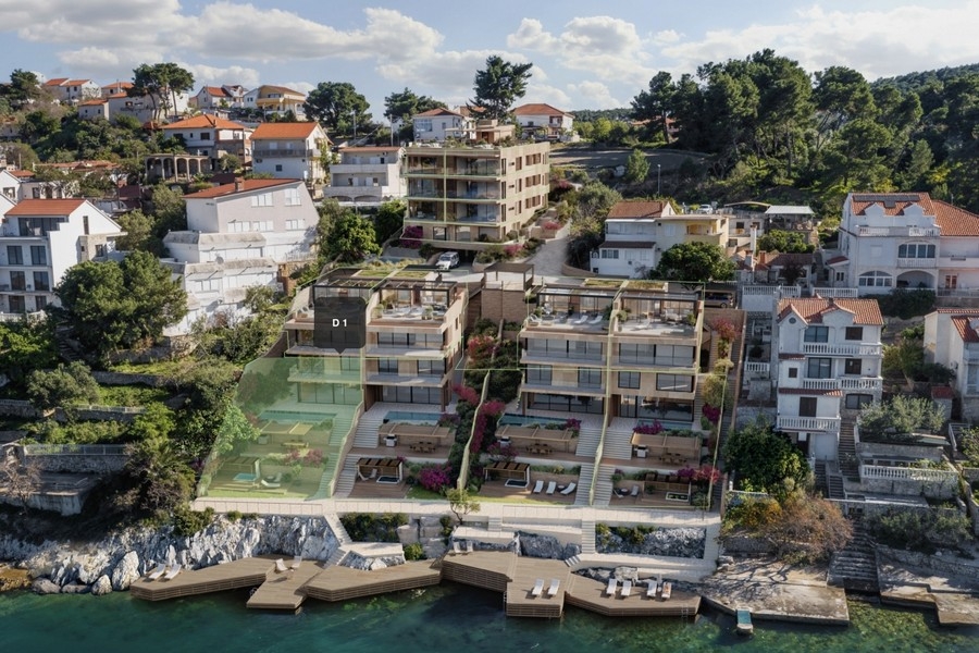 Luxury apartments right by the sea in Dalmatia