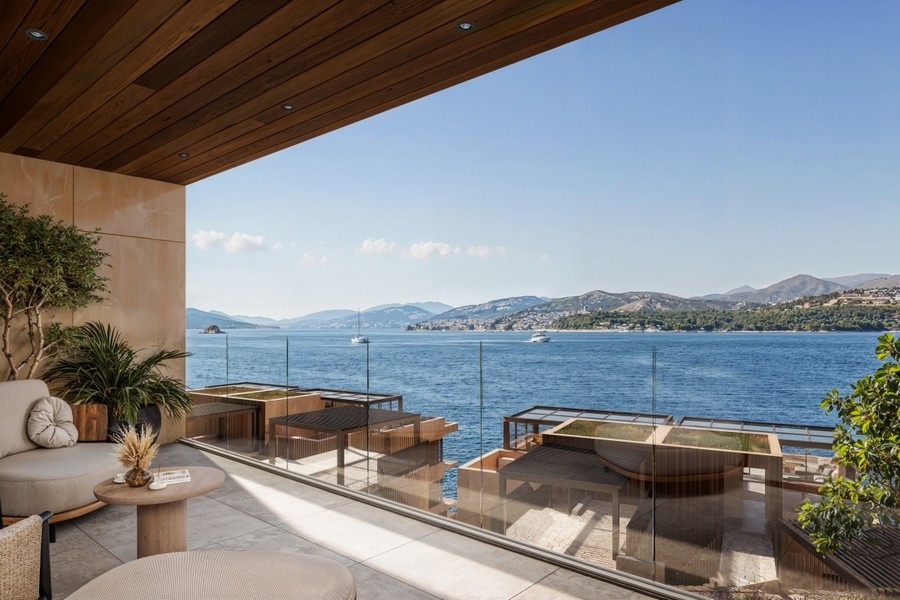 Luxury apartment on Ciovo with terrace and sea view