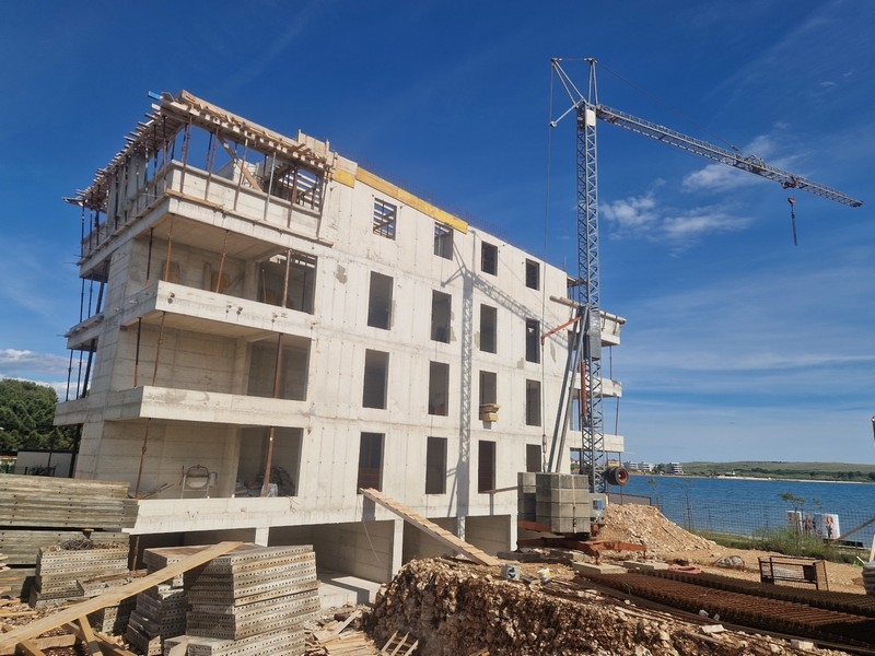 Apartment house in Povljana on the island of Pag