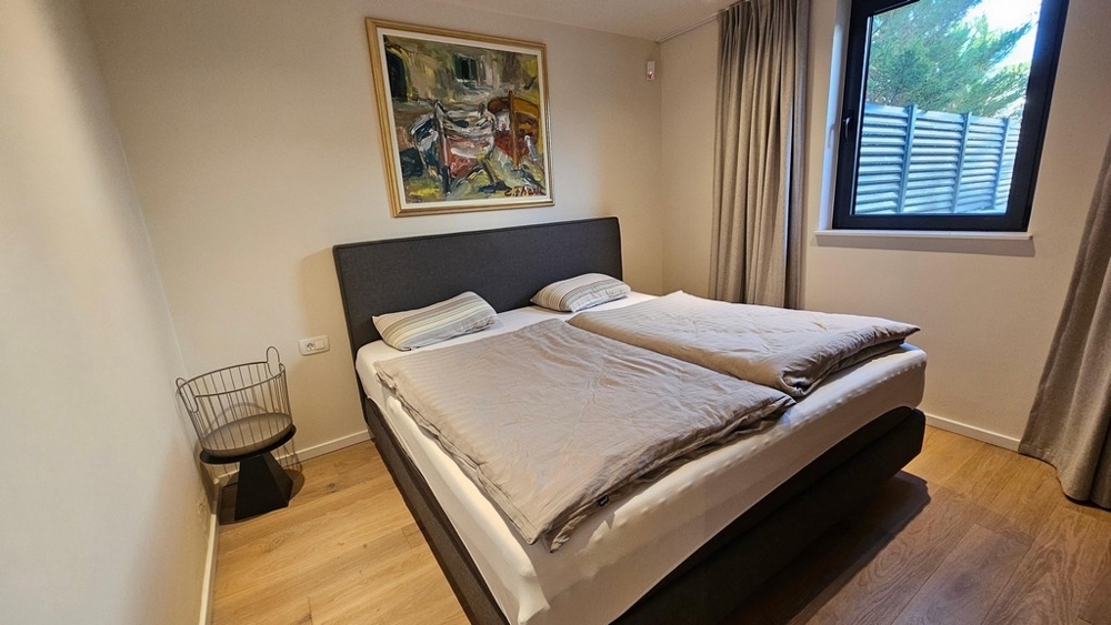 Second bedroom with double bed