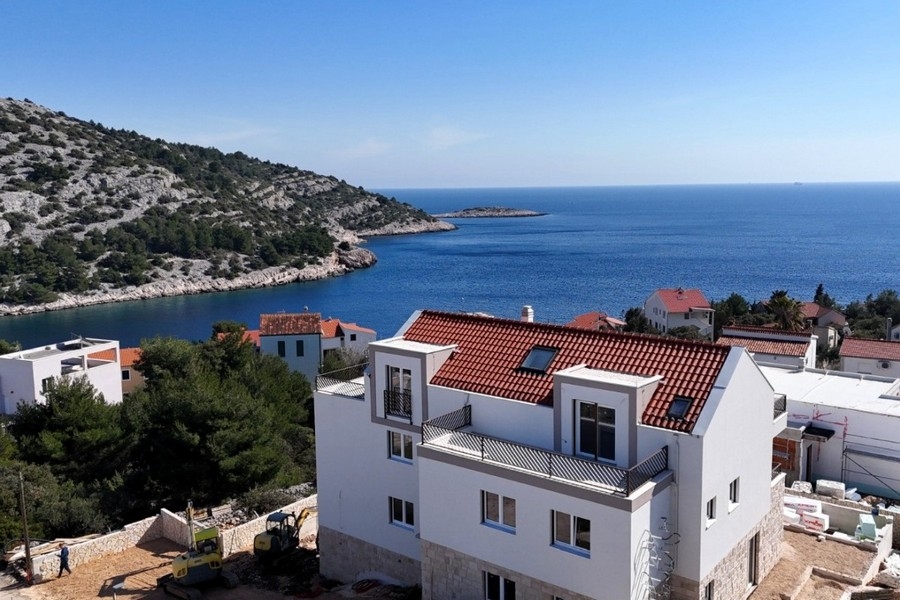 Residential building overlooking the Bay of Rogoznica