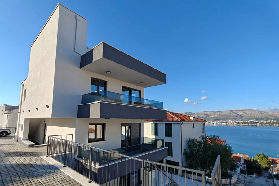 Exterior of the building with sea view