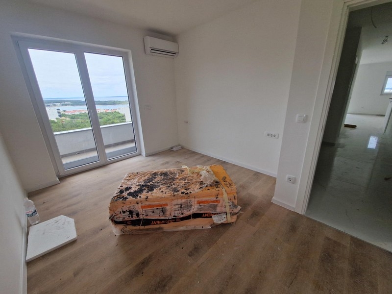 Sea view room in Novalja