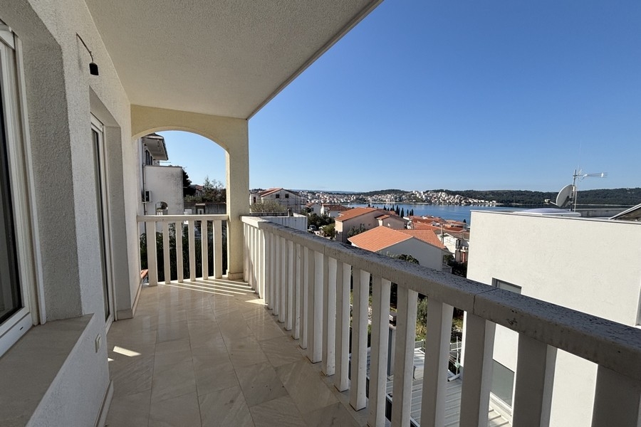 Terrace overlooking the sea