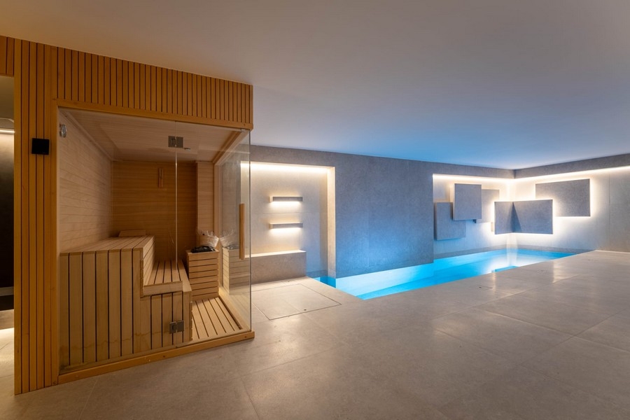 Wellness area with sauna and indoor pool