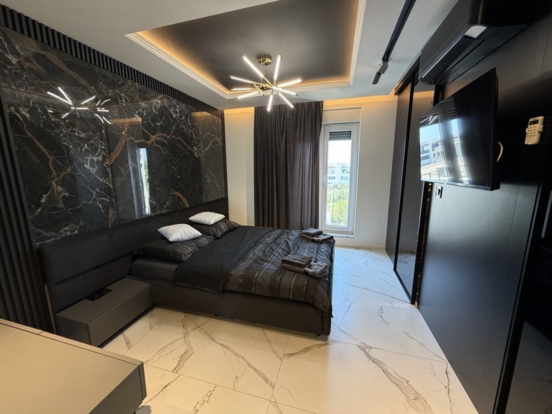 Bedroom with double bed