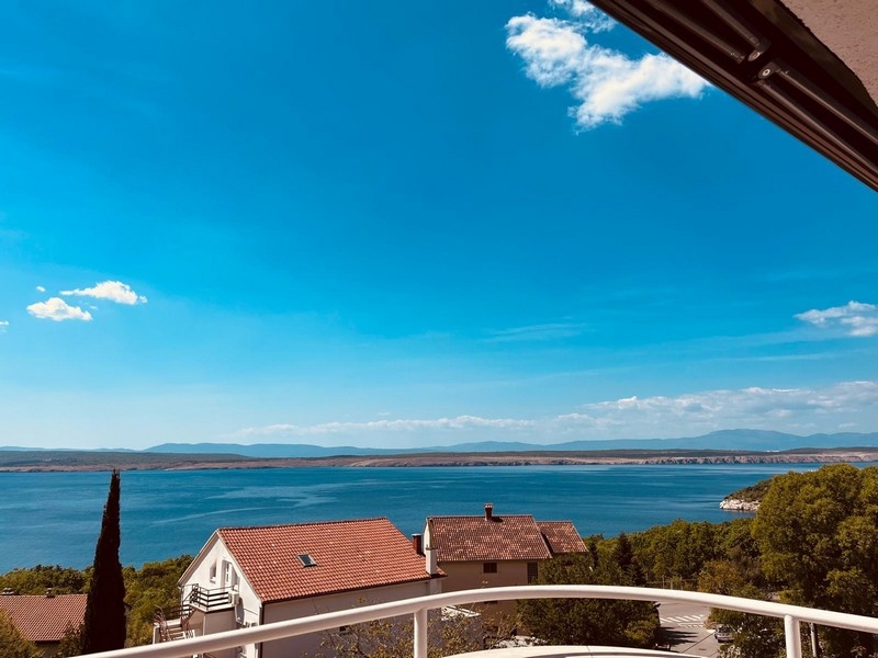 Sea view from the balcony of the apartment in Dramalj