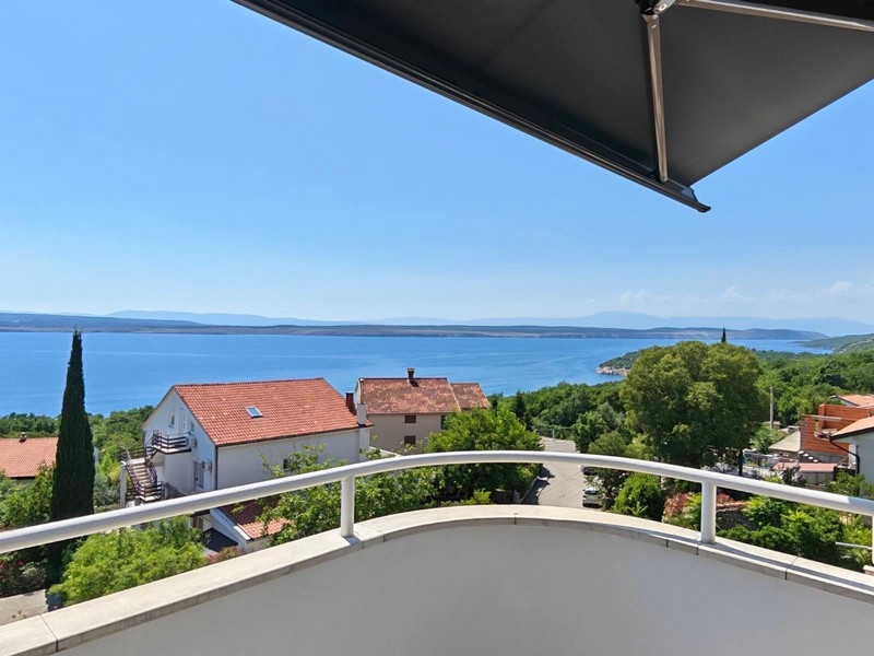Balcony overlooking the Kvarner Bay