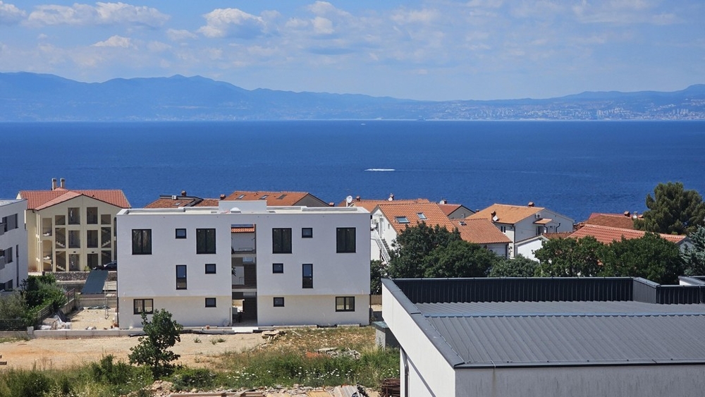 Residential house in Njivice in Croatia overlooking the sea