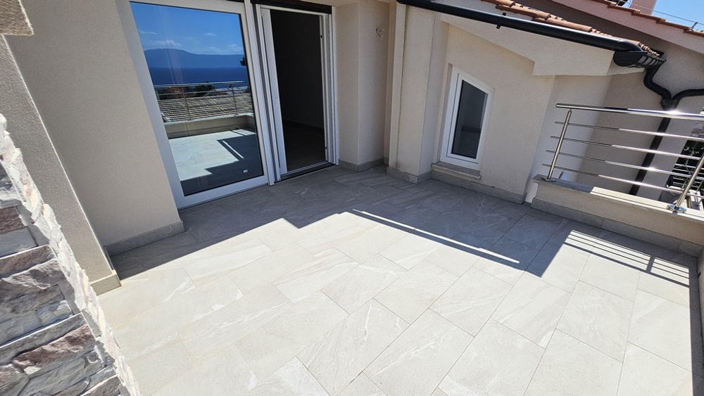 Balcony with access to the living area
