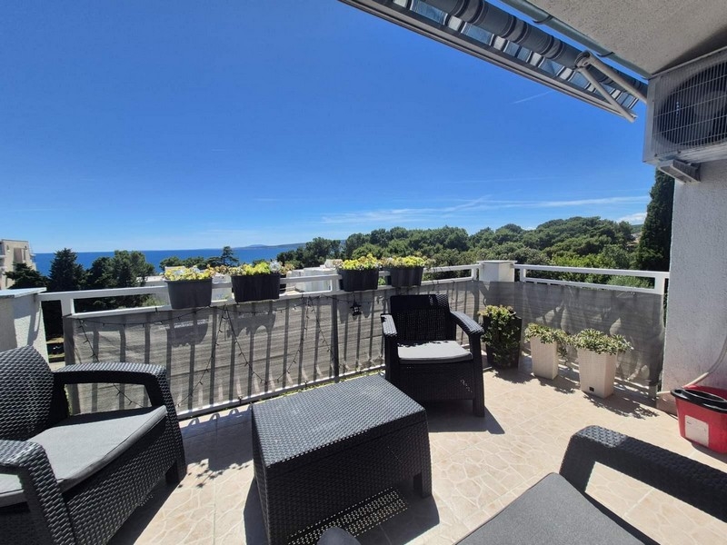 Buy a duplex apartment with sea view on Krk - Panorama Scouting.