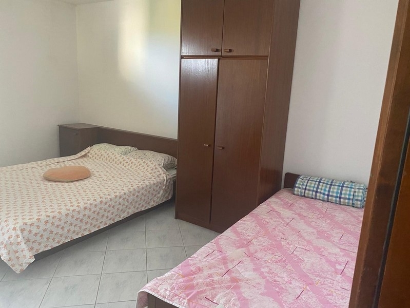 Bedroom with double bed
