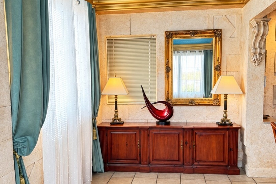 Bedroom with chest of drawers in penthouse in Split