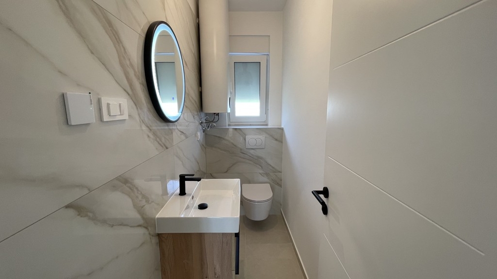 Separate toilet of the apartment in Vodice