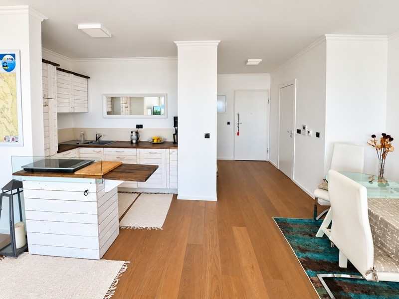 Custom-made fitted kitchen