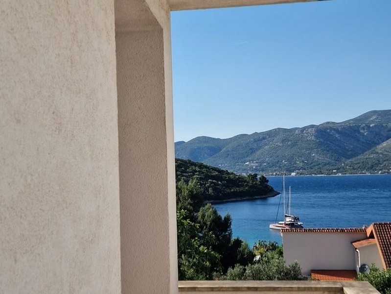 Balcony overlooking the sea