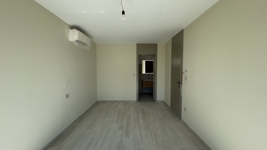 Large bedroom with air conditioning
