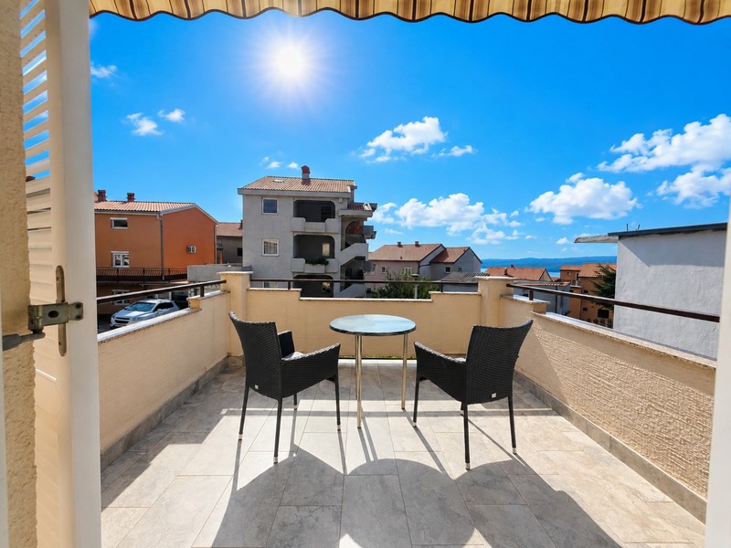 Terrace with table and chairs