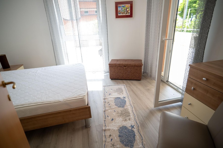 Bedroom with balcony door