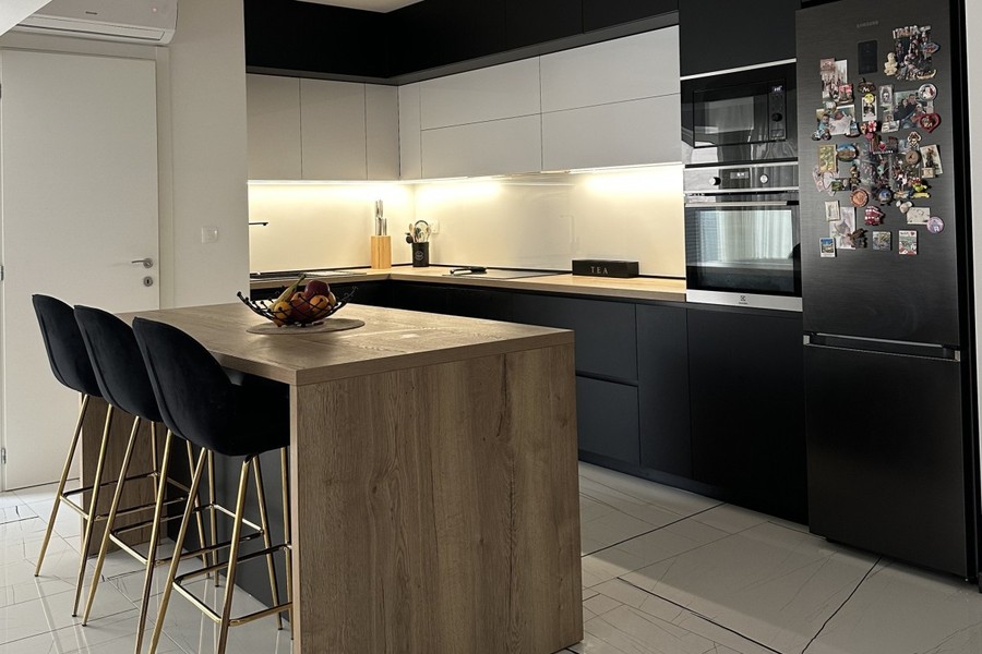 Modern kitchen with built-in appliances
