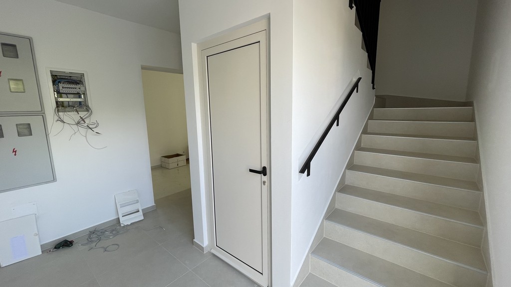 Stairwell with apartment door