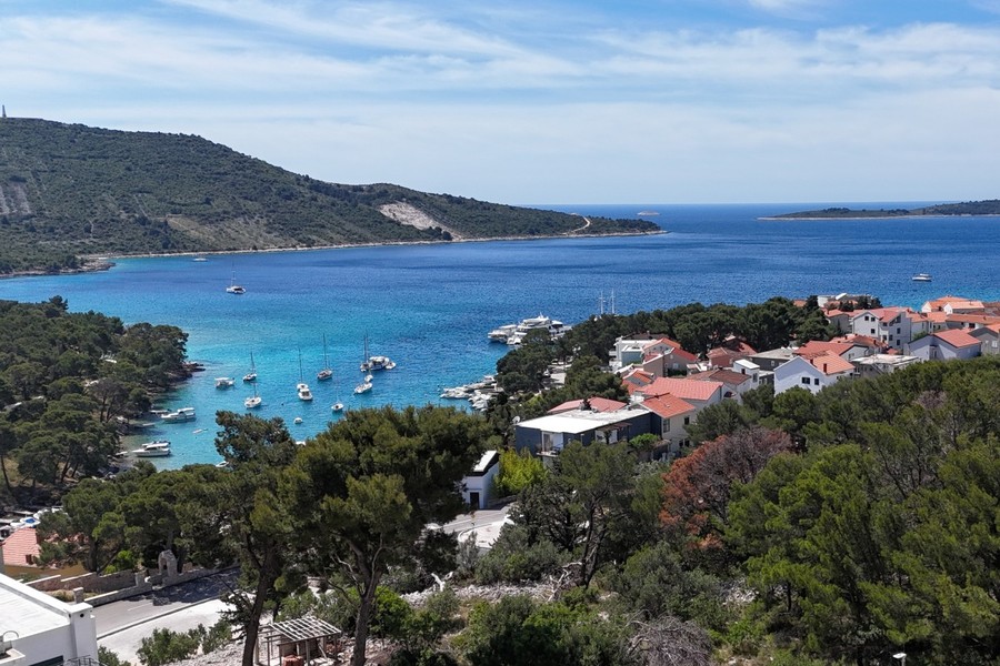Apartment with sea view in Primosten, view of the bay